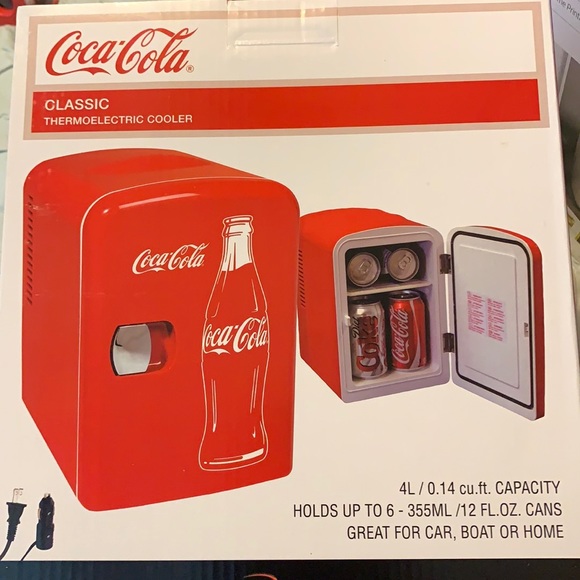 6 can coke mini fridge